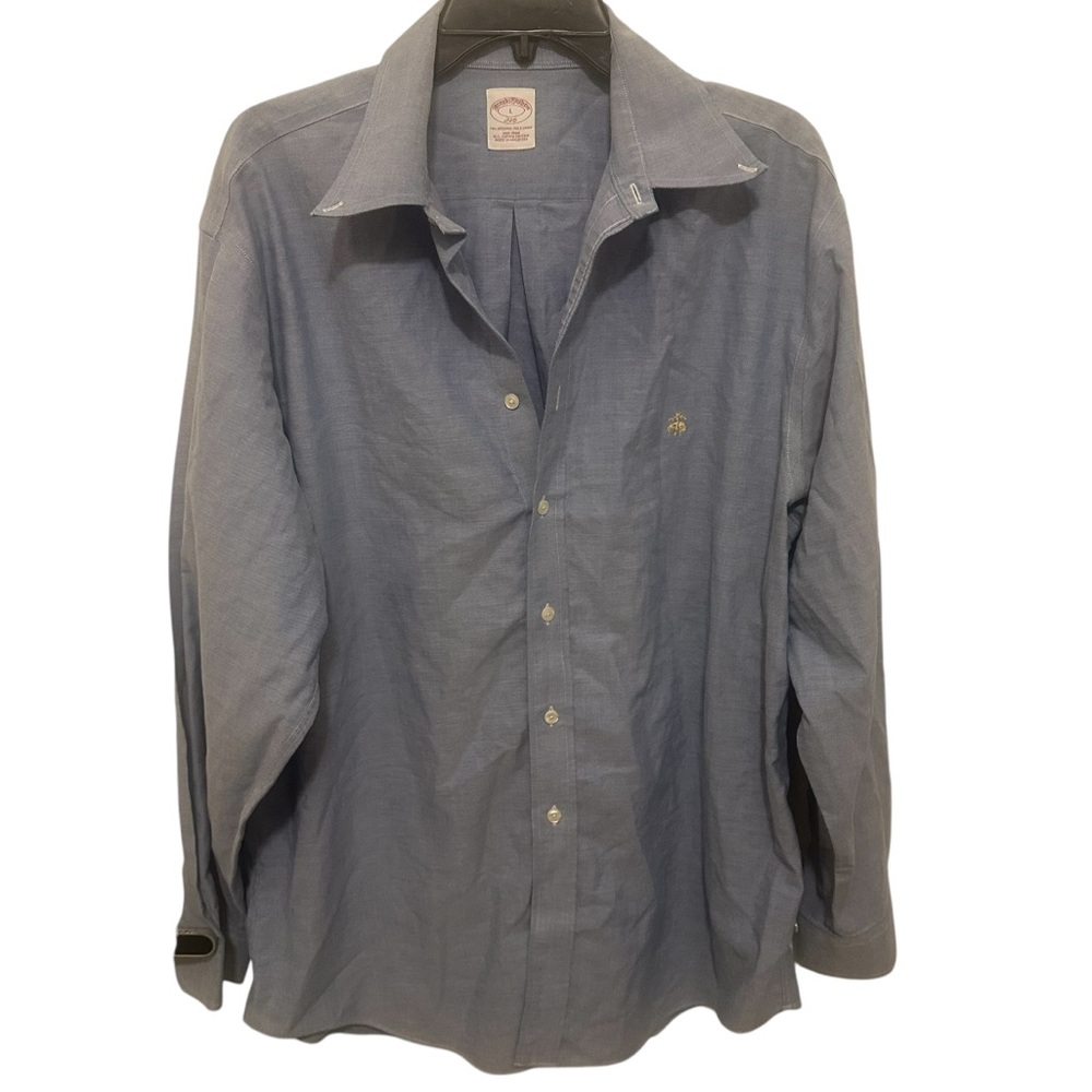 Brooks Brothers Light Blue Button-Up Shirt Preowned size Large